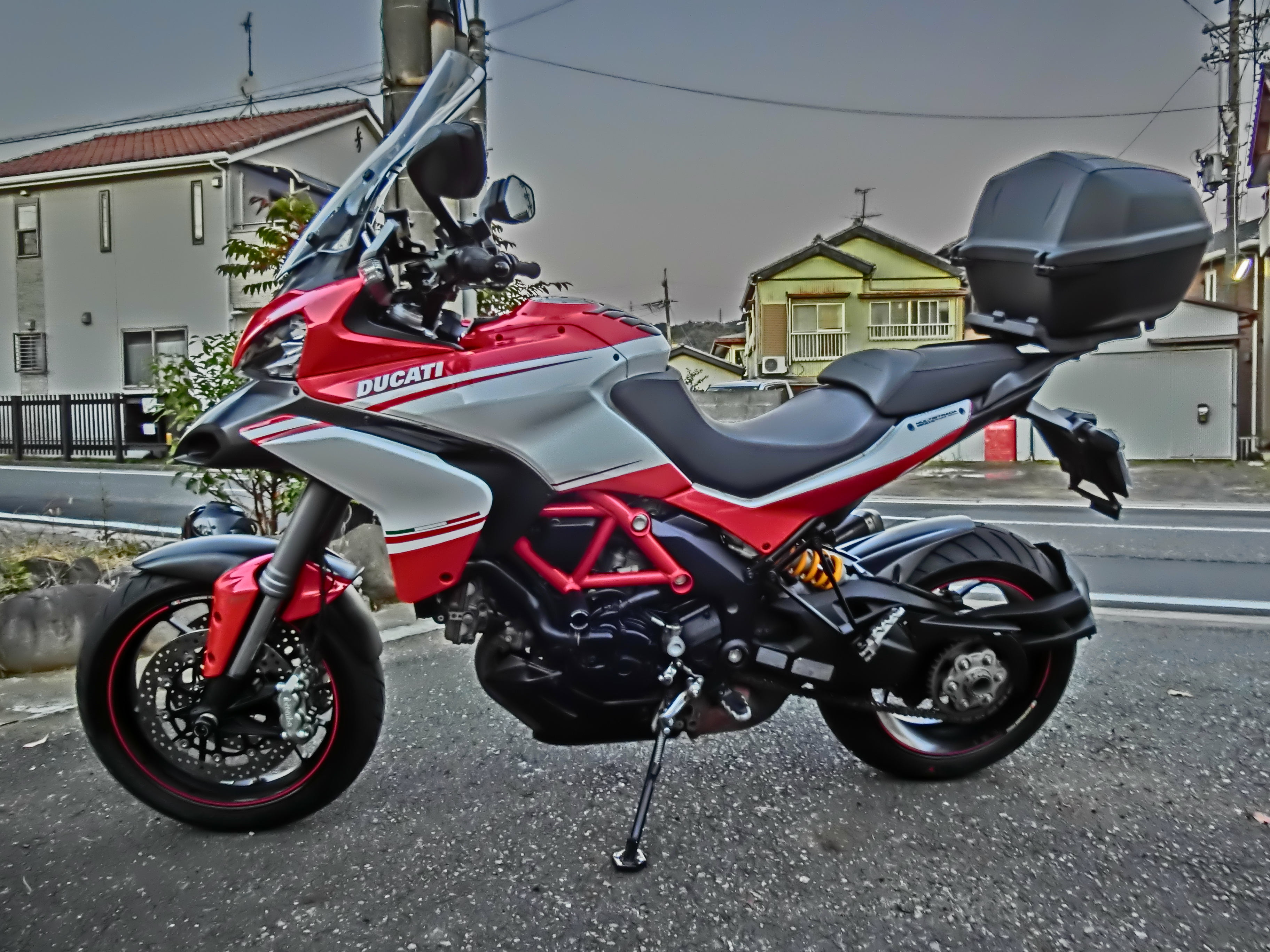 静岡市葵区古庄Mさん ドカティムルティストラーダ1200S カウル