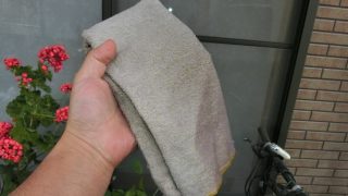 窓ガラスコート、ピッチレスコートで使用して汚れたタオルはどのように洗ったらよいものでしょうか？